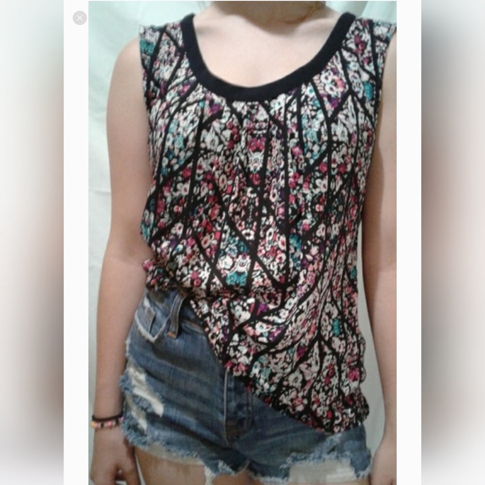 Gorgeous Candie's Easy Care Blouse